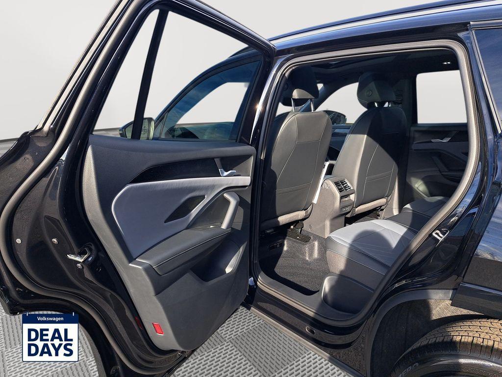 new 2025 Volkswagen Tiguan car, priced at $38,922