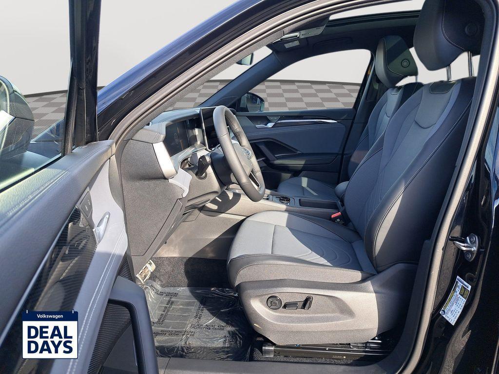 new 2025 Volkswagen Tiguan car, priced at $38,922