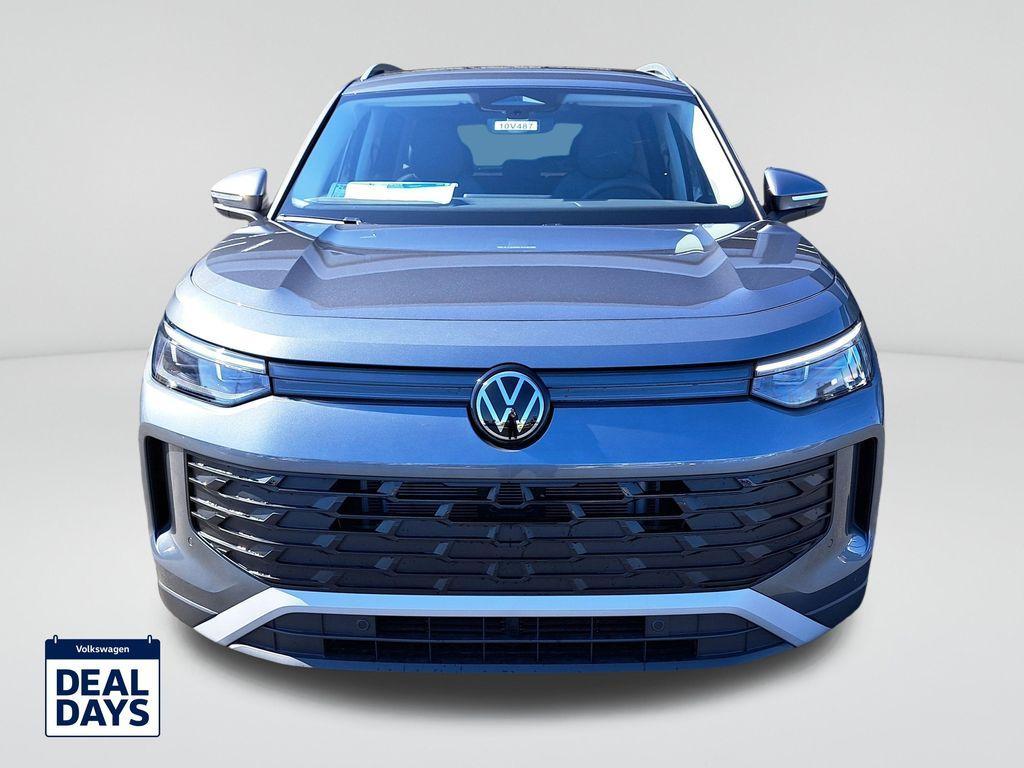 new 2025 Volkswagen Tiguan car, priced at $32,705