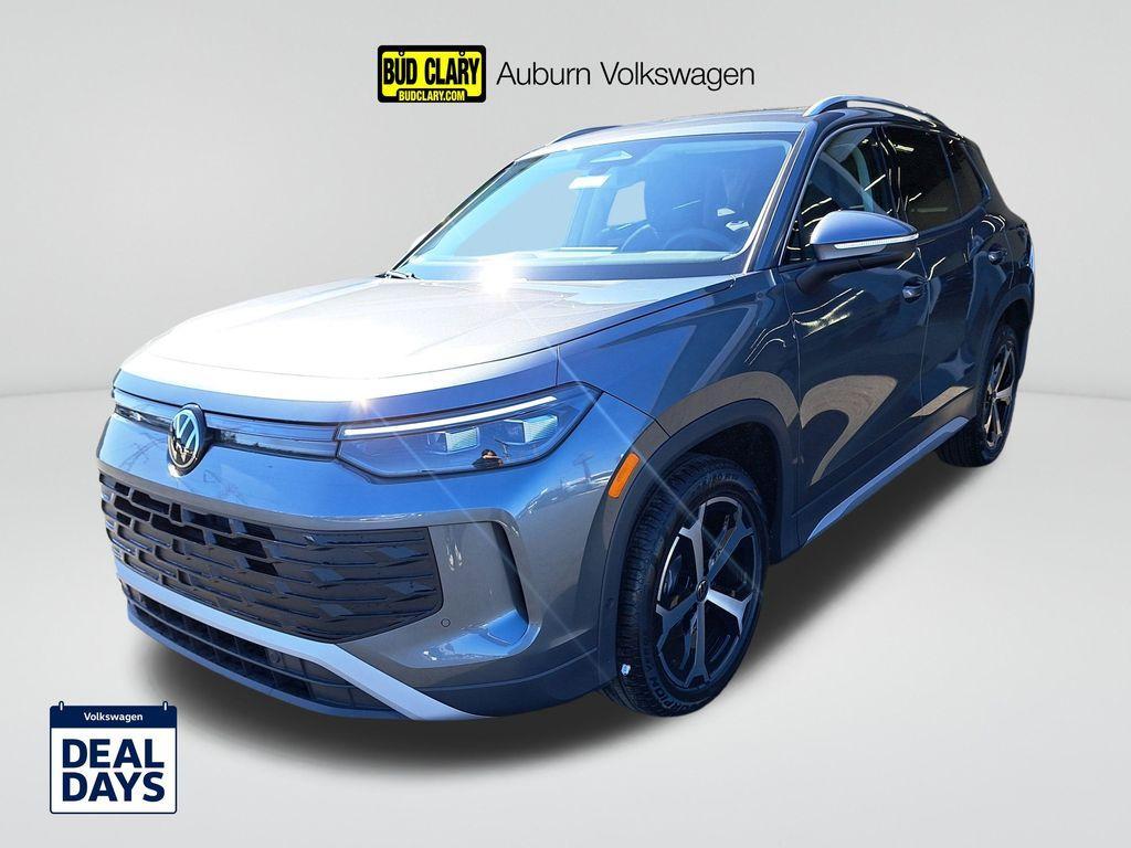 new 2025 Volkswagen Tiguan car, priced at $32,705