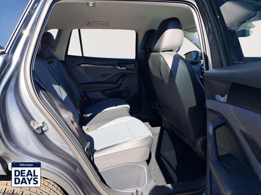 new 2025 Volkswagen Tiguan car, priced at $32,705