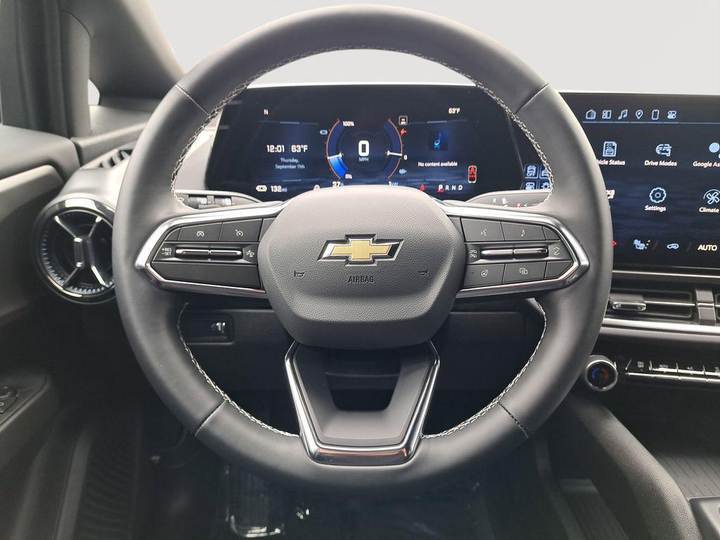 used 2025 Chevrolet Equinox EV car, priced at $25,362