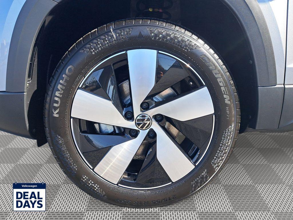 new 2025 Volkswagen Taos car, priced at $28,721