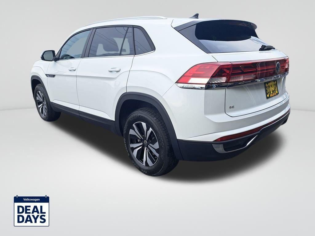 new 2026 Volkswagen Atlas Cross Sport car, priced at $41,426