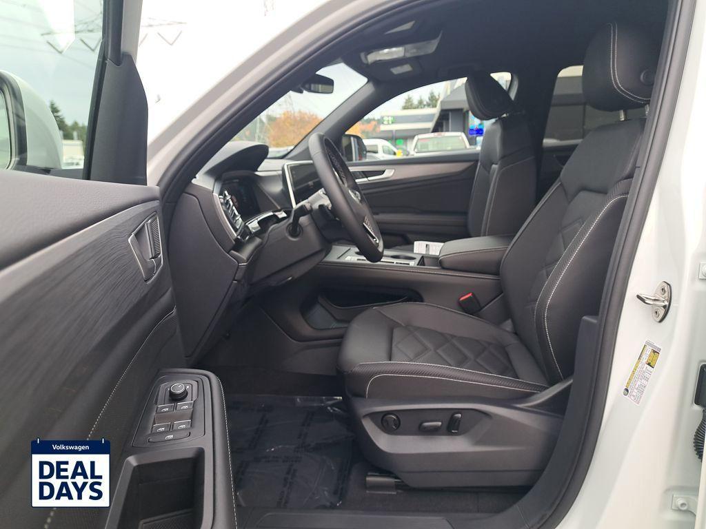 new 2026 Volkswagen Atlas Cross Sport car, priced at $41,426