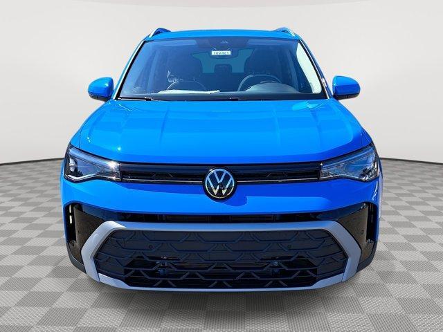 new 2025 Volkswagen Taos car