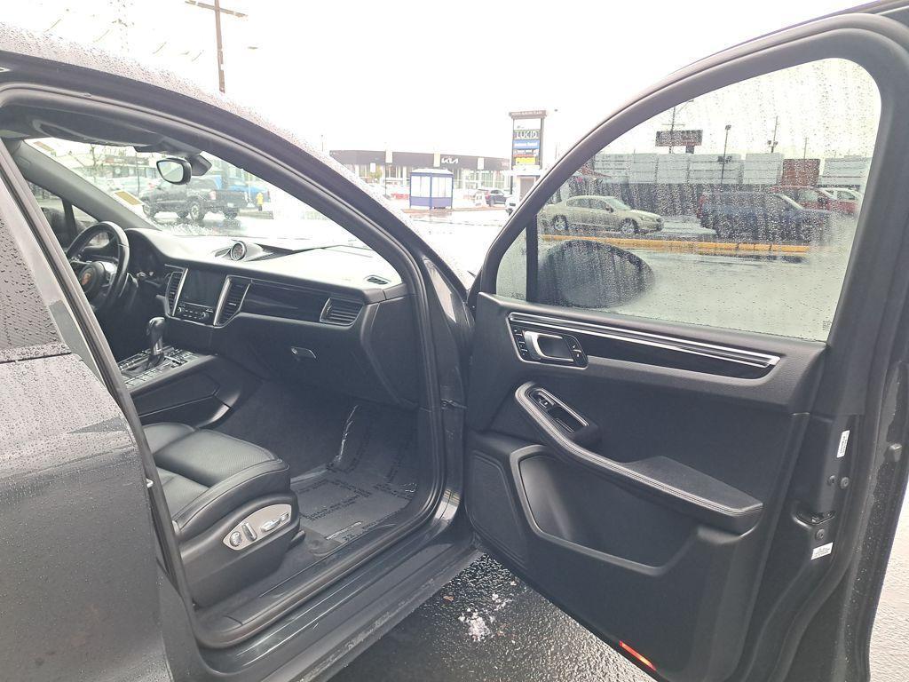 used 2018 Porsche Macan car, priced at $25,997