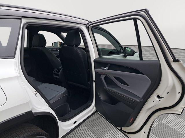 new 2025 Volkswagen Tiguan car