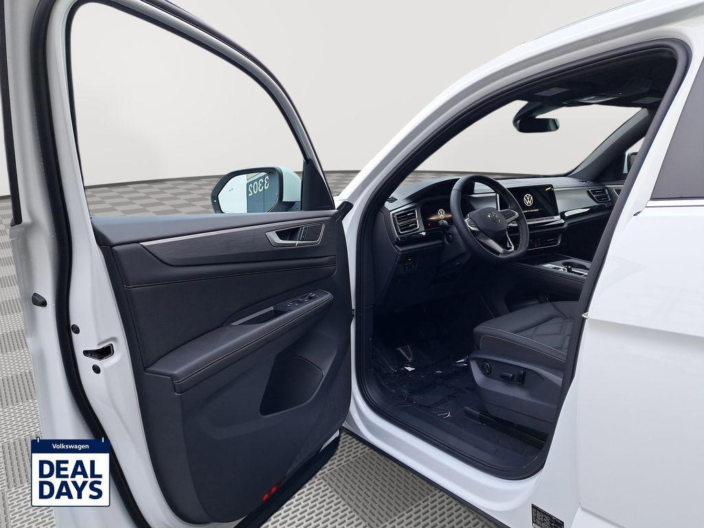 new 2025 Volkswagen Atlas Cross Sport car, priced at $34,997