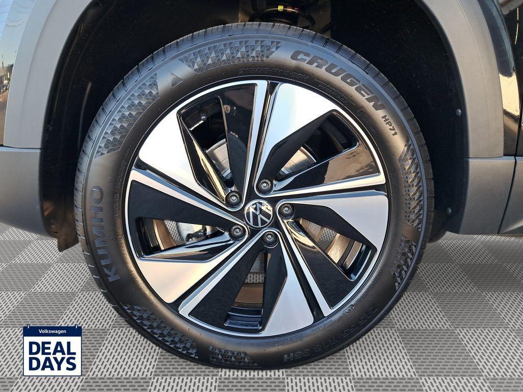 new 2025 Volkswagen Taos car, priced at $31,541