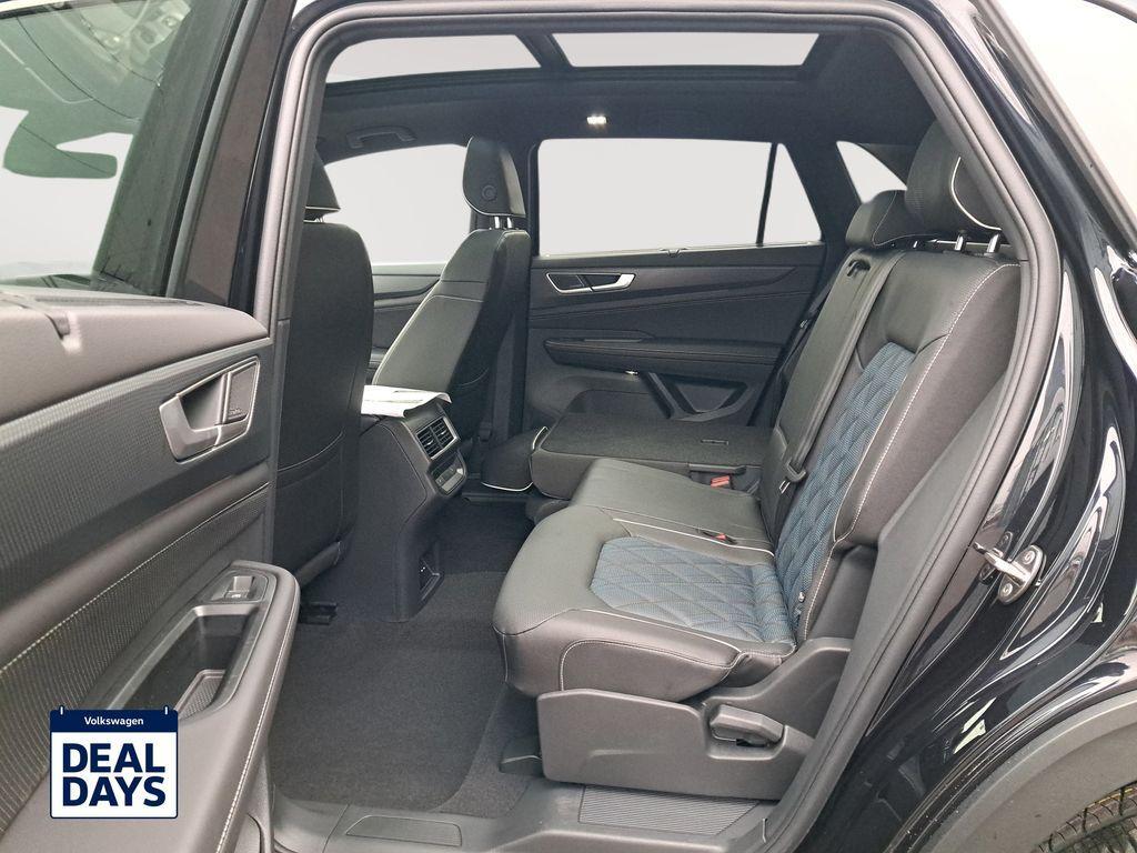 new 2025 Volkswagen Atlas Cross Sport car, priced at $52,051