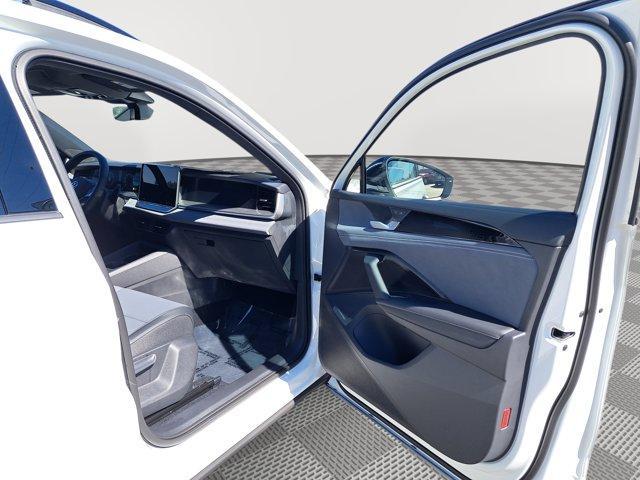 new 2025 Volkswagen Tiguan car