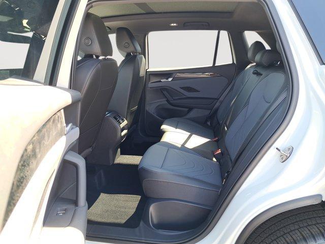 new 2025 Volkswagen Tiguan car