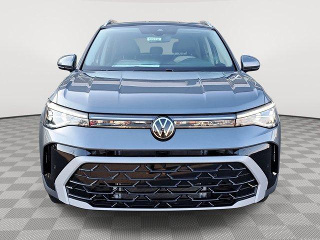 new 2025 Volkswagen Taos car