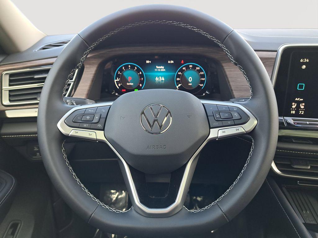 new 2025 Volkswagen Atlas car, priced at $43,997
