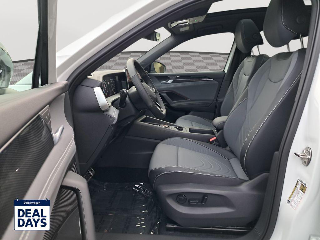 new 2025 Volkswagen Tiguan car, priced at $39,377