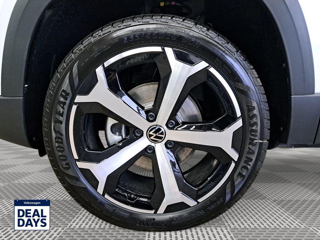 new 2025 Volkswagen Taos car, priced at $35,388