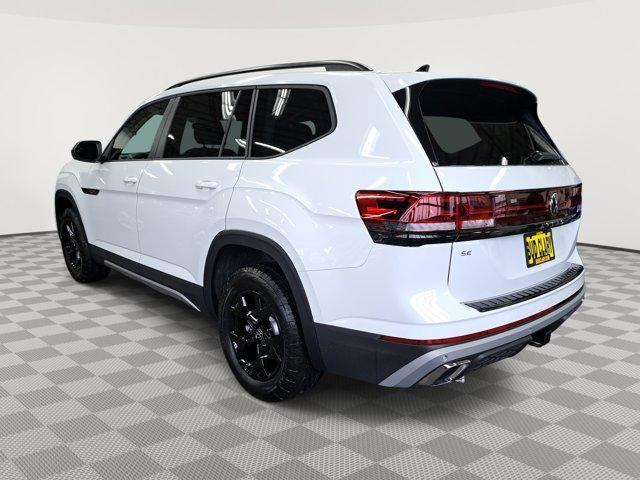 new 2025 Volkswagen Atlas car