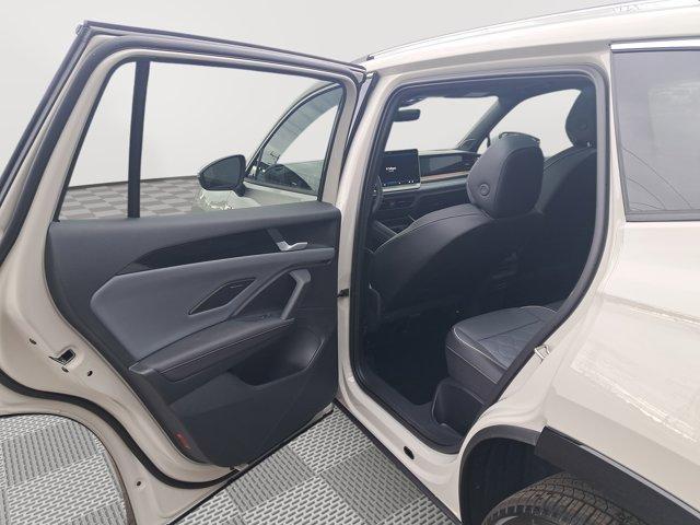 new 2025 Volkswagen Tiguan car