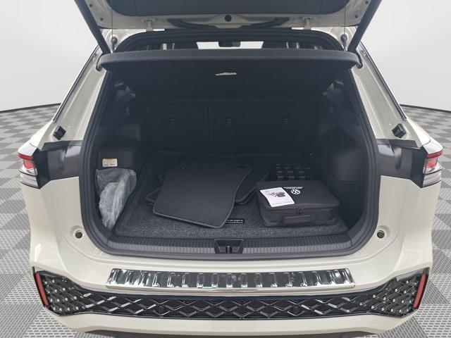 new 2025 Volkswagen Tiguan car