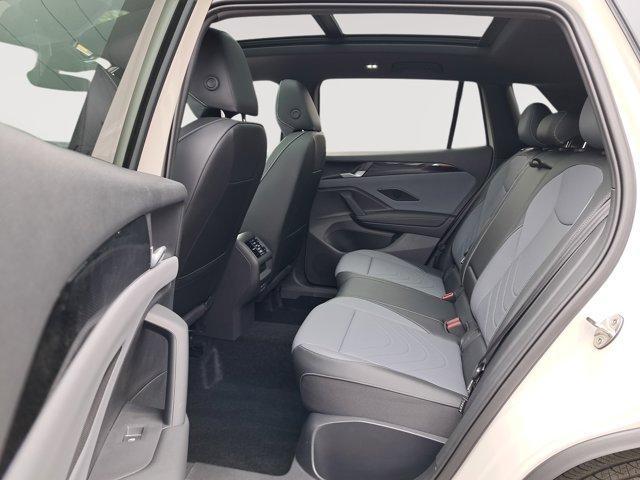 new 2025 Volkswagen Tiguan car
