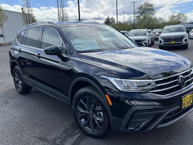 new 2024 Volkswagen Tiguan car, priced at $32,856