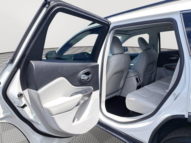 used 2022 Jeep Cherokee car, priced at $27,991