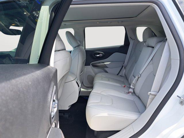 used 2022 Jeep Cherokee car, priced at $27,991