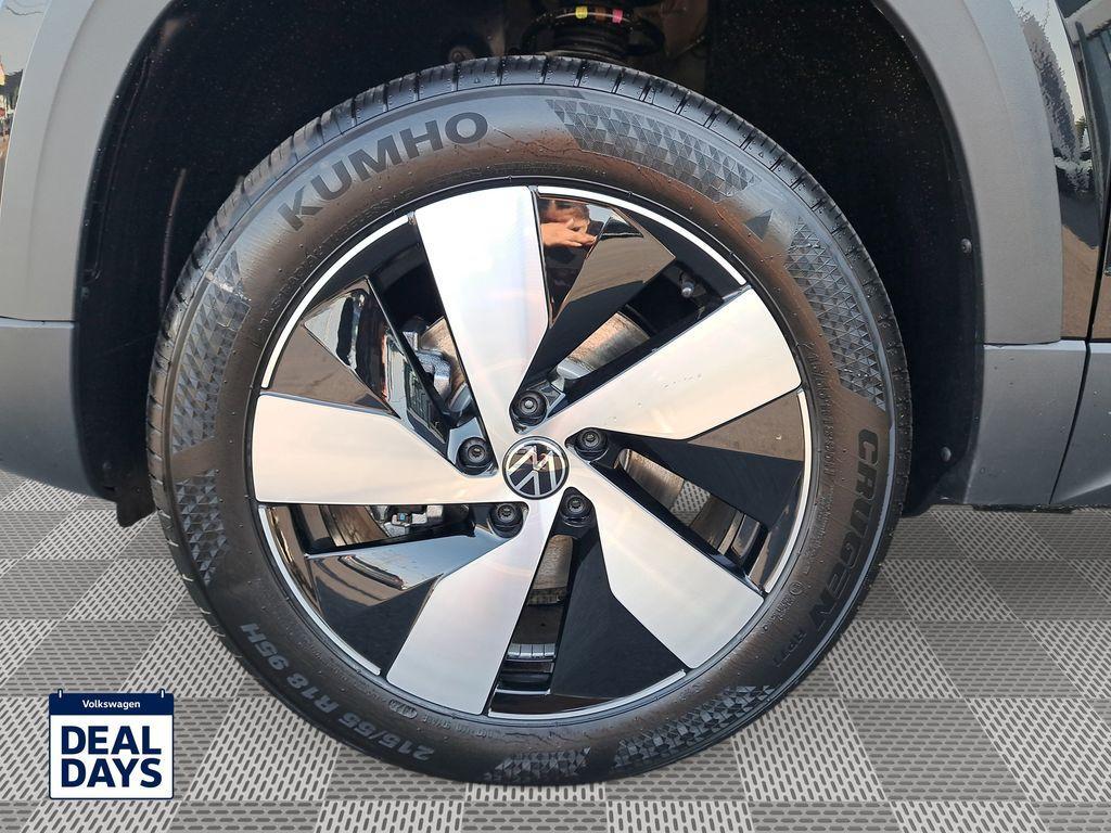 new 2025 Volkswagen Taos car, priced at $28,721