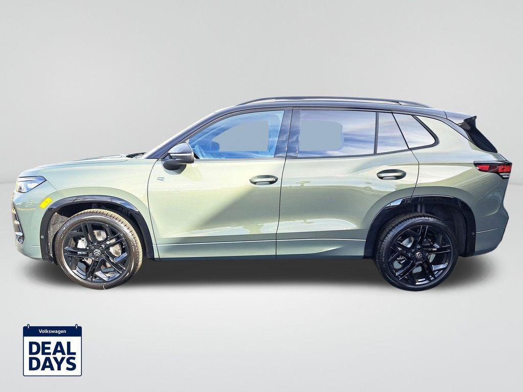 new 2025 Volkswagen Tiguan car, priced at $39,772