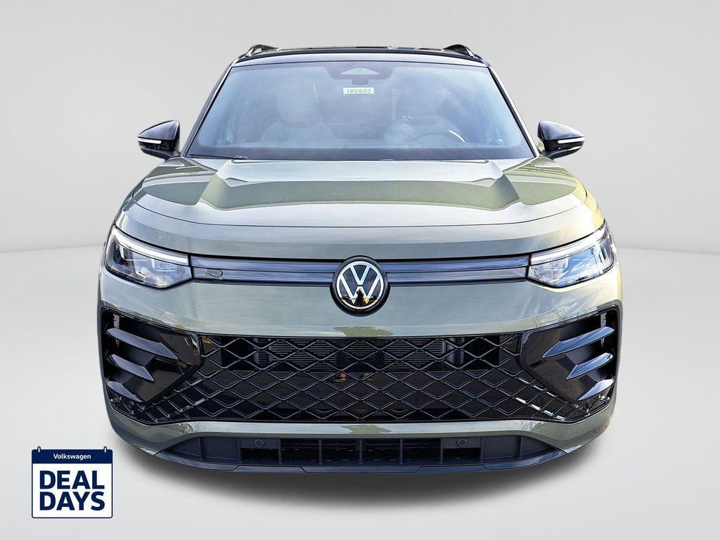 new 2025 Volkswagen Tiguan car, priced at $39,772