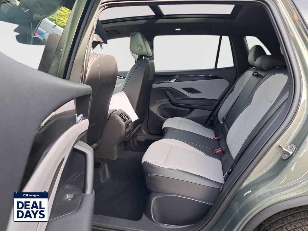 new 2025 Volkswagen Tiguan car, priced at $39,772