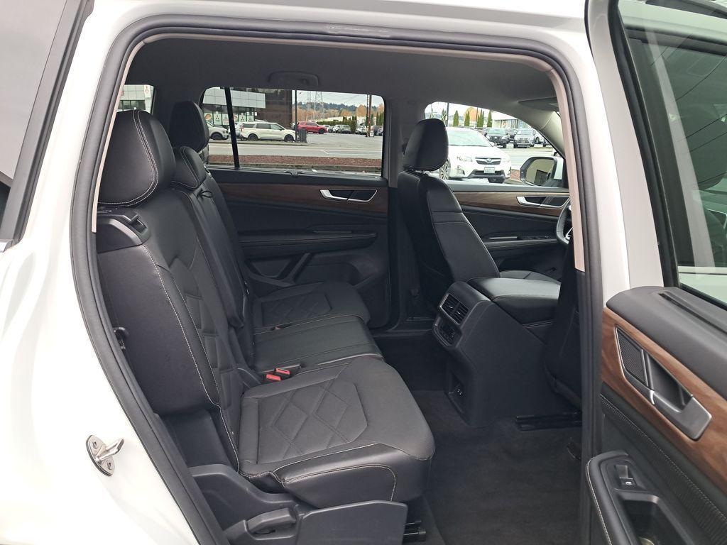 used 2024 Volkswagen Atlas car, priced at $28,420