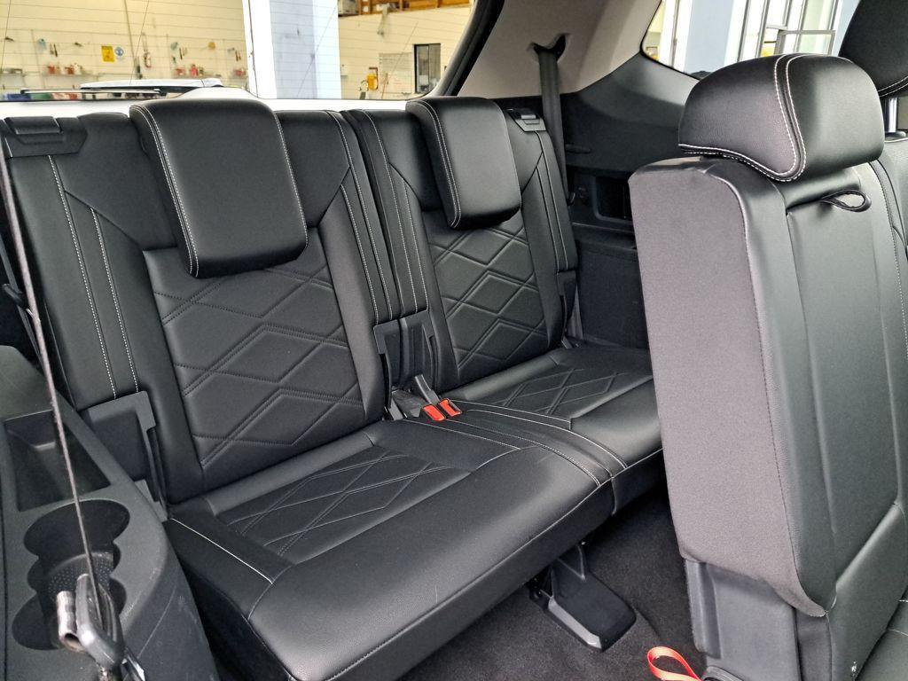 used 2024 Volkswagen Atlas car, priced at $28,420