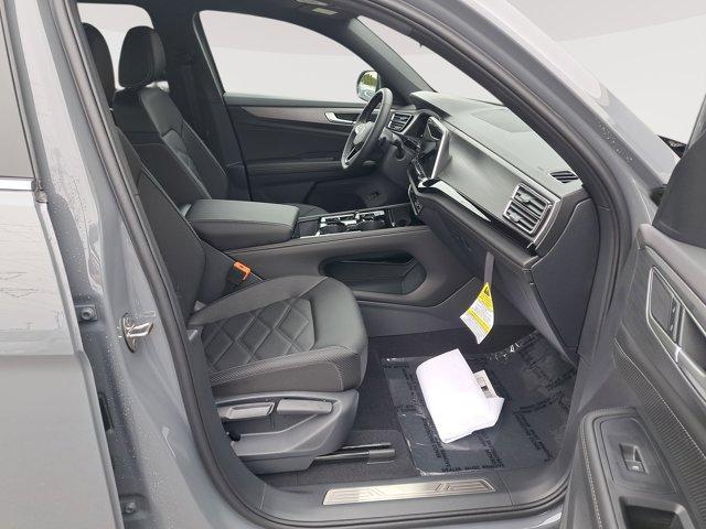 new 2025 Volkswagen Atlas Cross Sport car, priced at $44,256