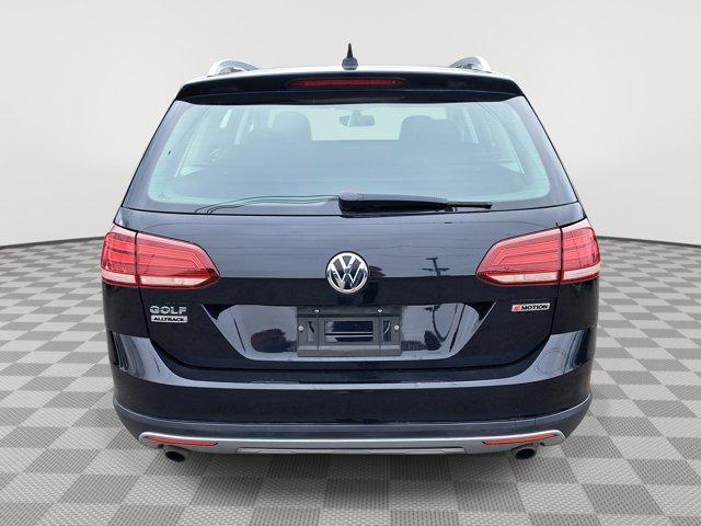 used 2019 Volkswagen Golf Alltrack car, priced at $26,502