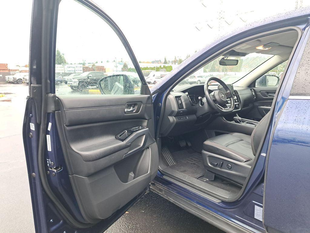 used 2023 Nissan Pathfinder car, priced at $31,232