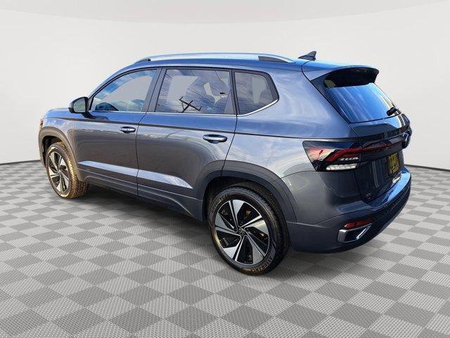 new 2025 Volkswagen Taos car