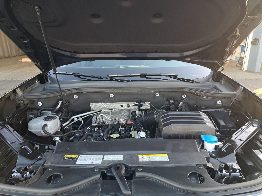 used 2024 Volkswagen Atlas car, priced at $26,997