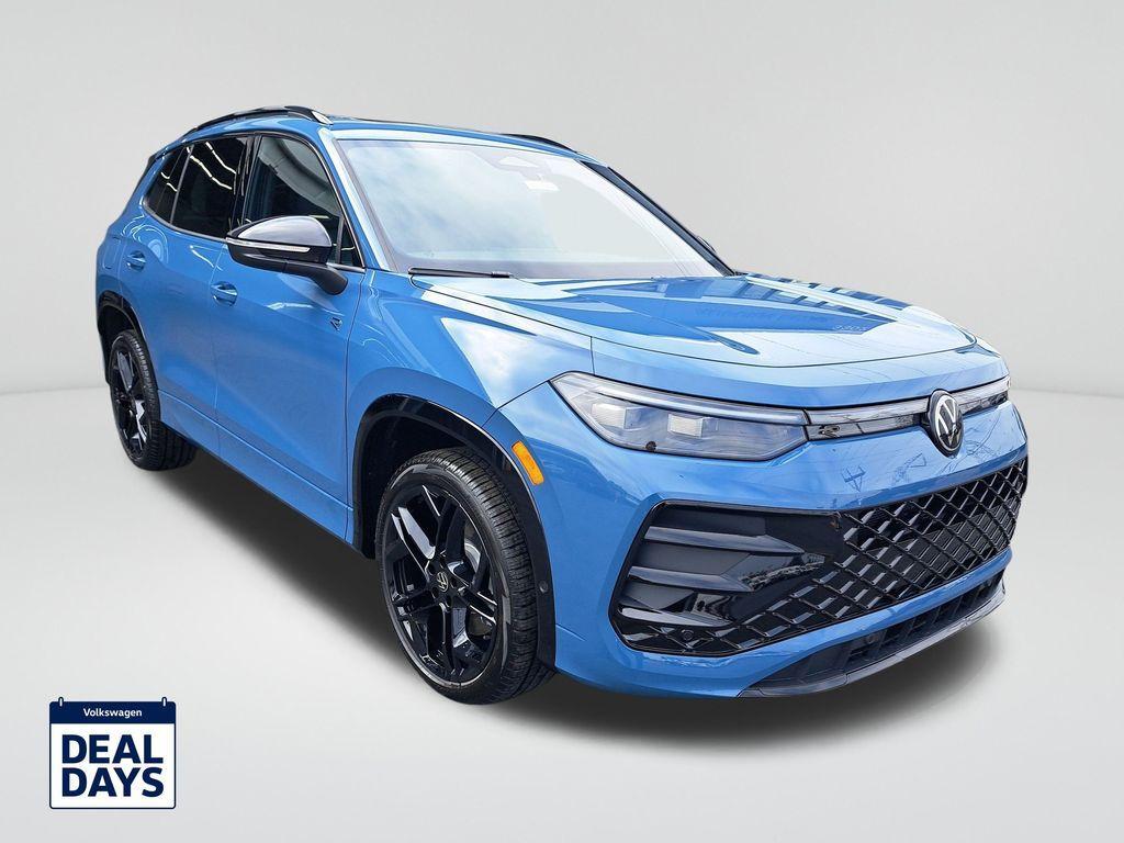 new 2025 Volkswagen Tiguan car, priced at $38,676