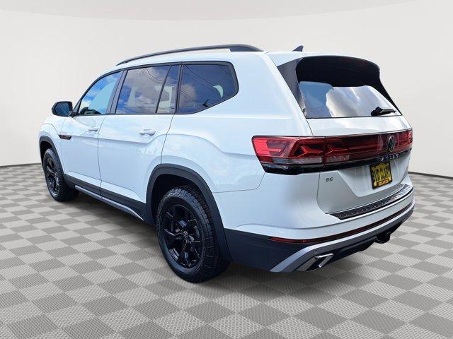 new 2025 Volkswagen Atlas car, priced at $47,320