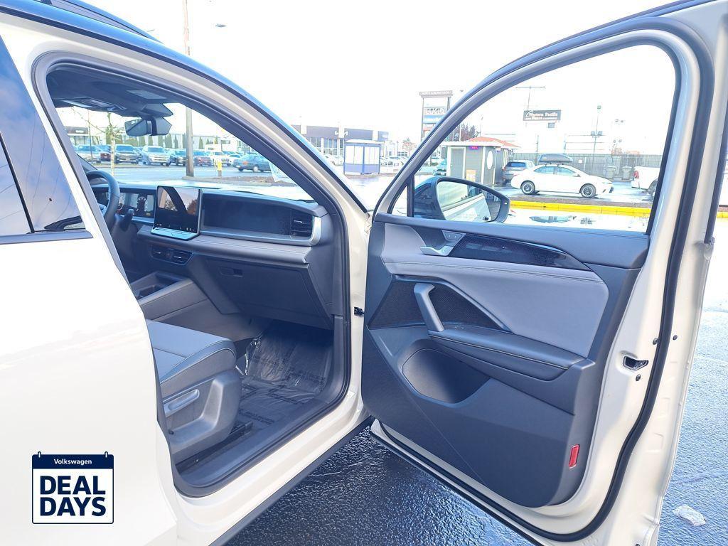 new 2026 Volkswagen Tiguan car, priced at $40,420