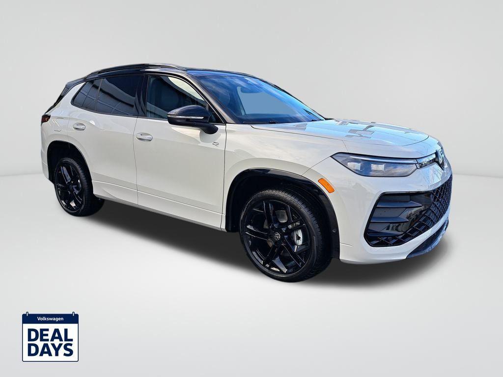 new 2026 Volkswagen Tiguan car, priced at $40,420