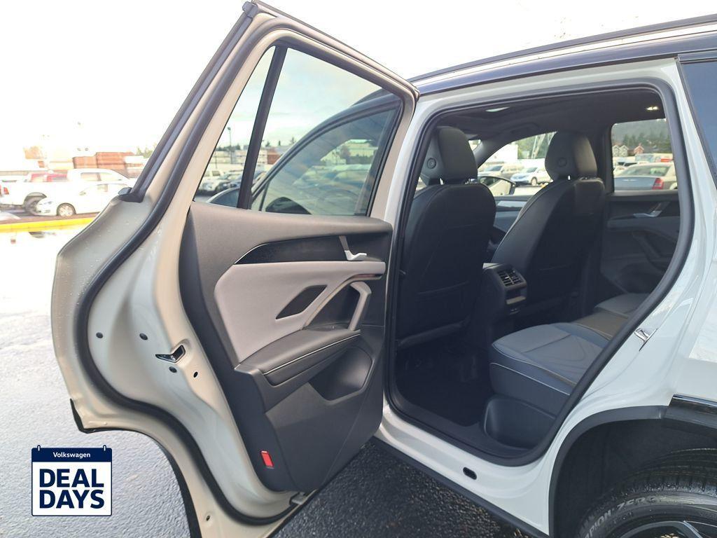 new 2026 Volkswagen Tiguan car, priced at $40,420