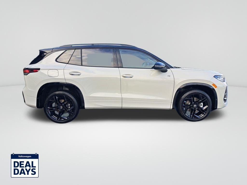 new 2026 Volkswagen Tiguan car, priced at $40,420