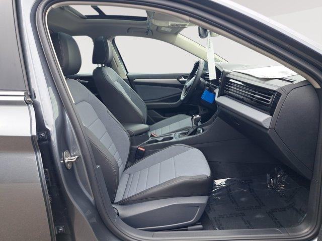 new 2025 Volkswagen Jetta car