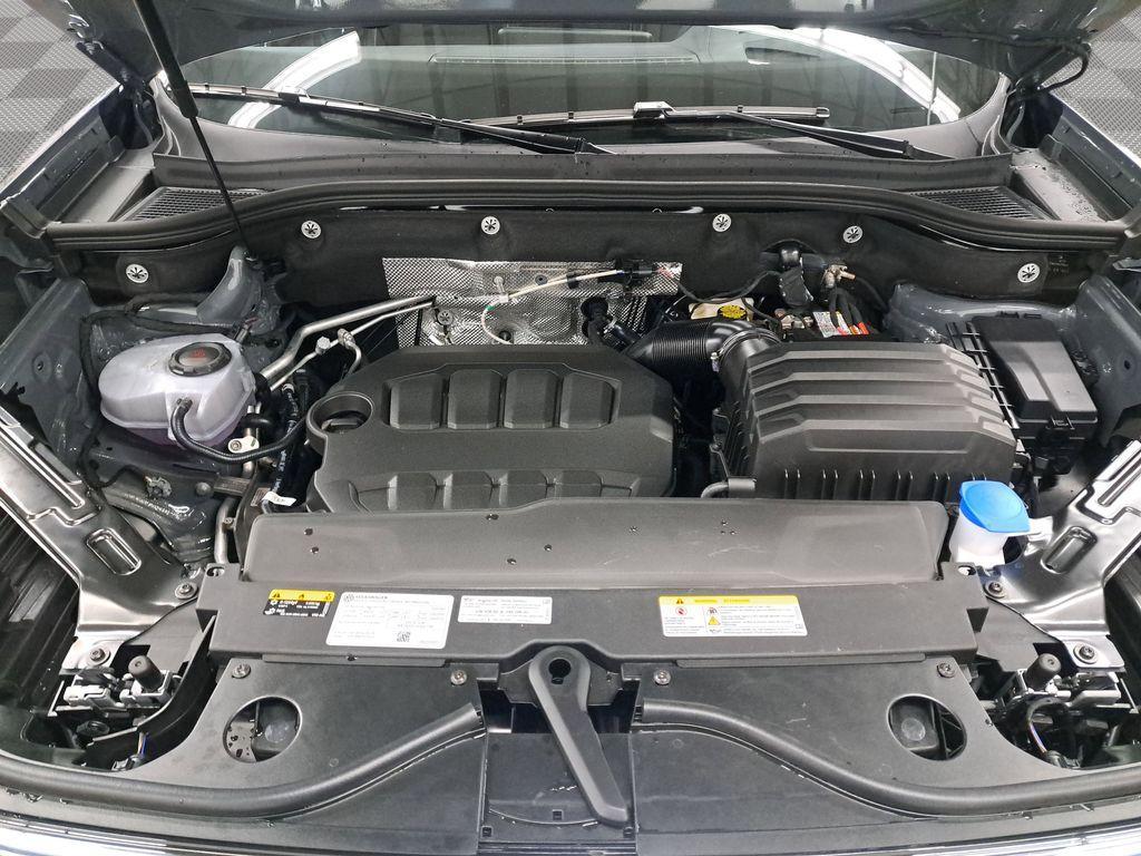 new 2025 Volkswagen Atlas car, priced at $48,316