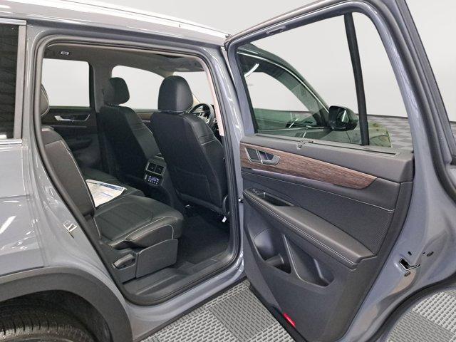 new 2025 Volkswagen Atlas car, priced at $50,616