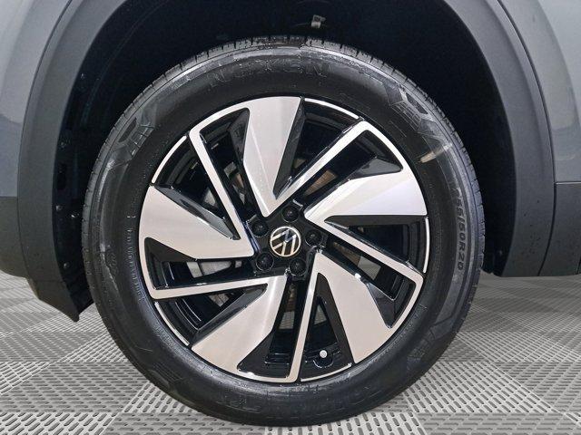 new 2025 Volkswagen Atlas car, priced at $50,616