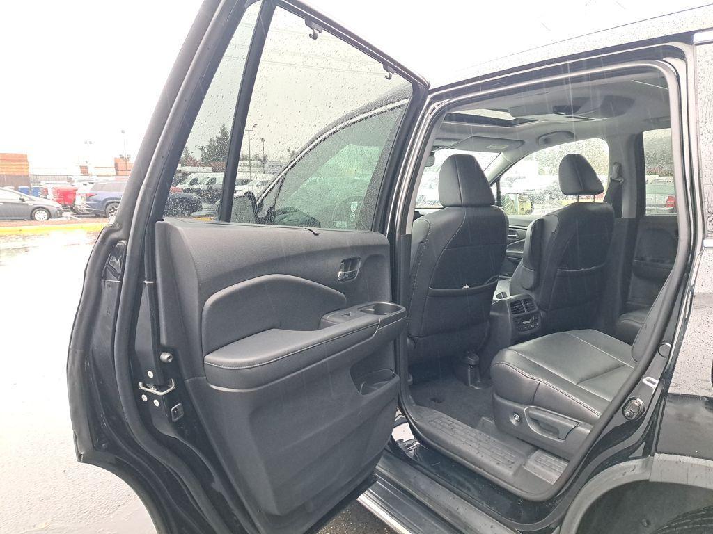 used 2019 Honda Pilot car, priced at $25,314